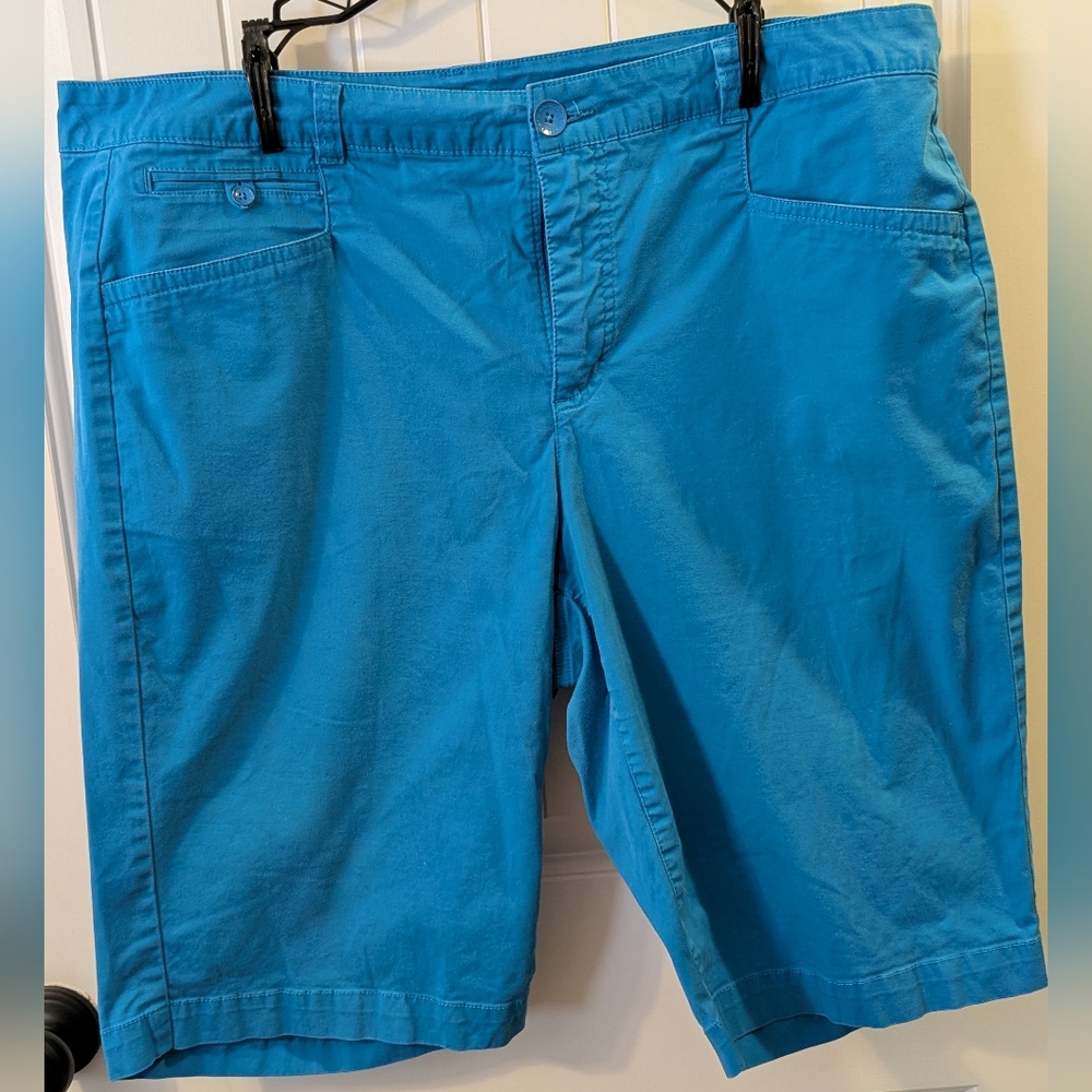 Bandolino Women's Vibrant Blue Bermuda Shorts